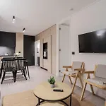 Prime Location In Las Condes Ideal For 3