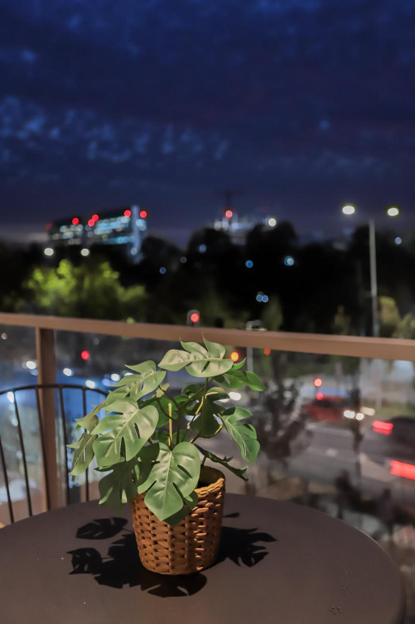 Prime Location In Condes Ideal For 3 Apartamento *