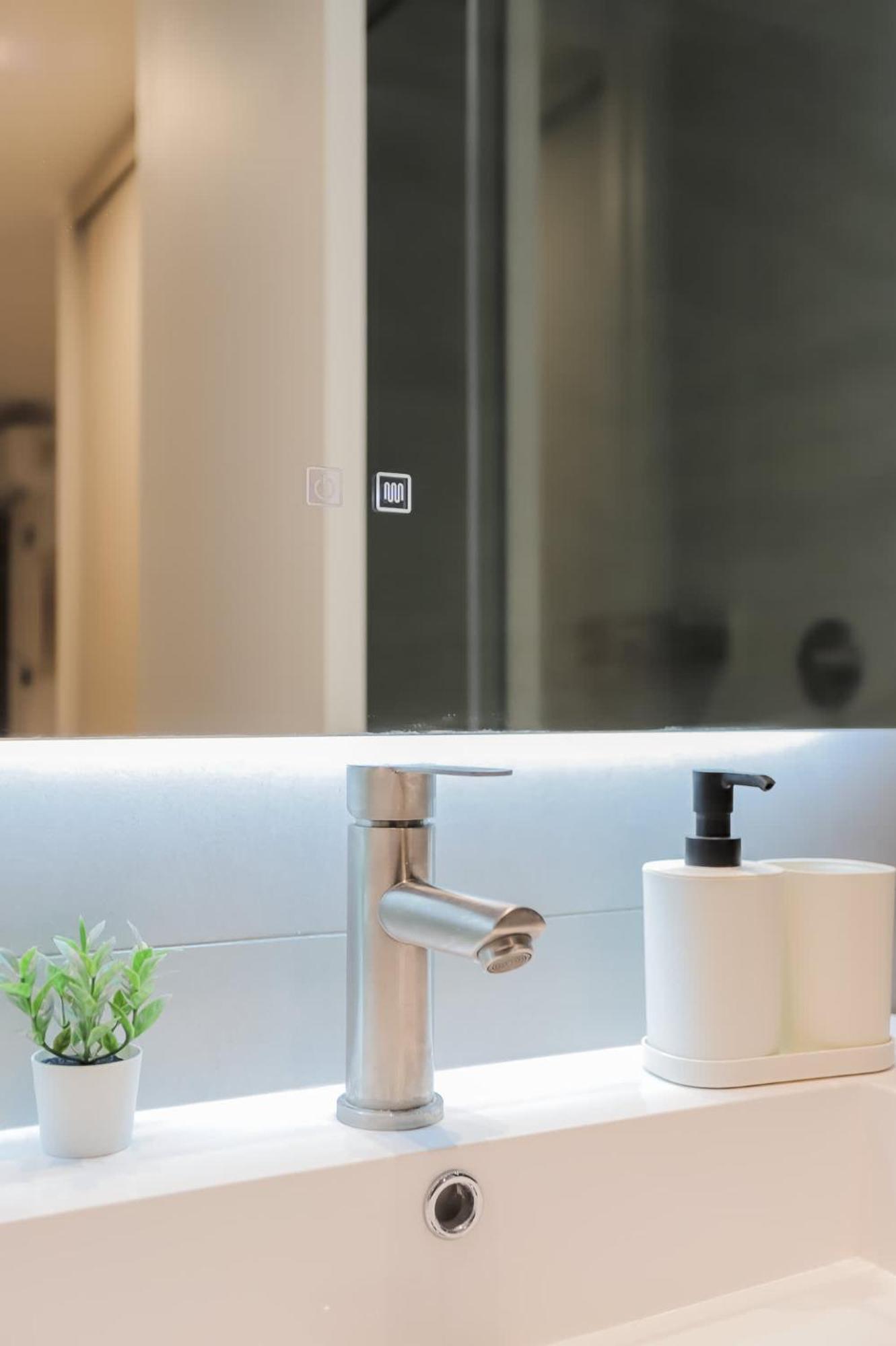 Prime Location In Condes Ideal For 3 Apartamento *