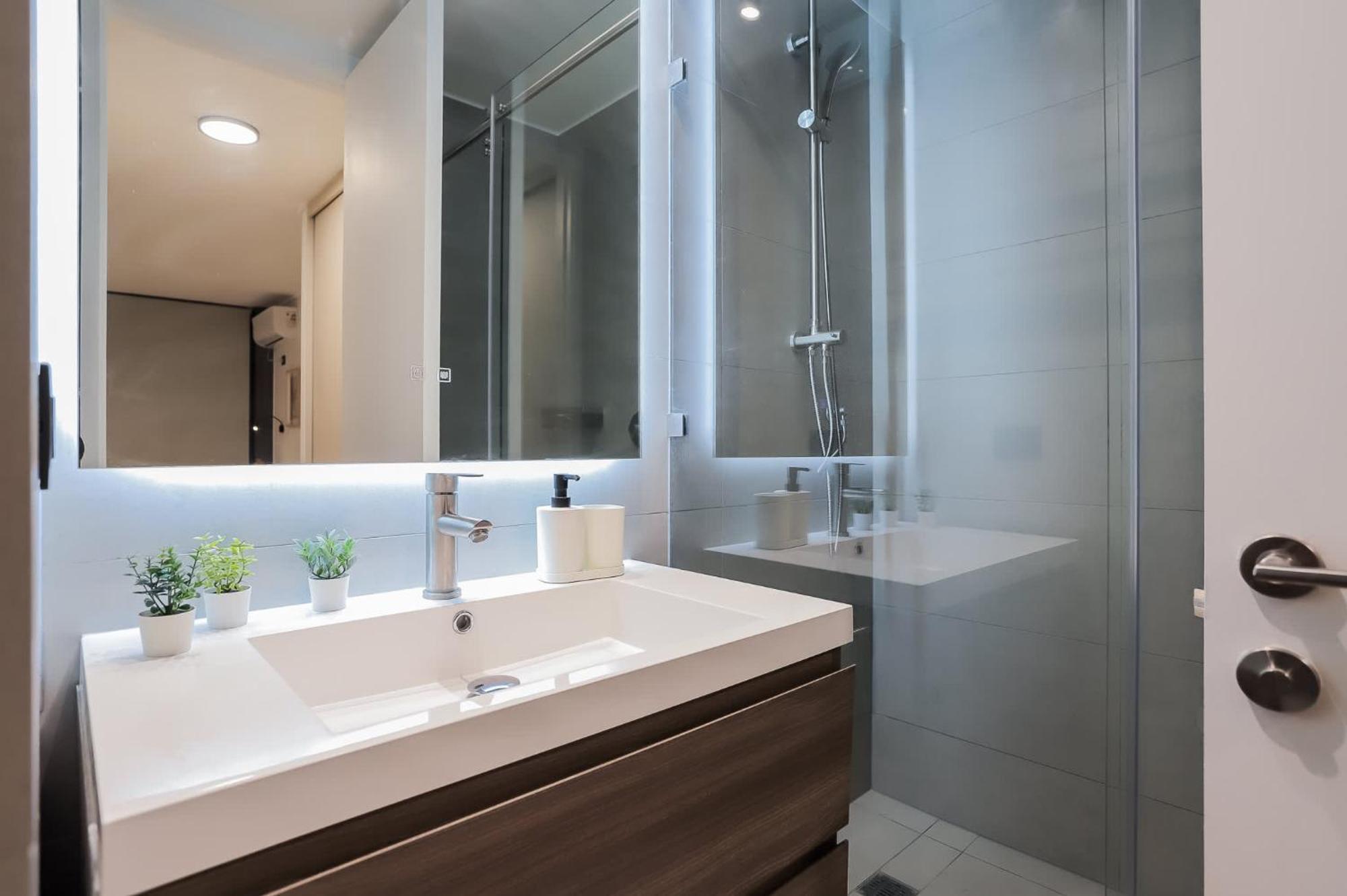Prime Location In Condes Ideal For 3 Apartamento *